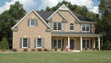 U.S. 30-Year Mortgage Rates Dip to 6.27%, Offering Homebuyers a Glimmer of Hope Amid Economic Shifts