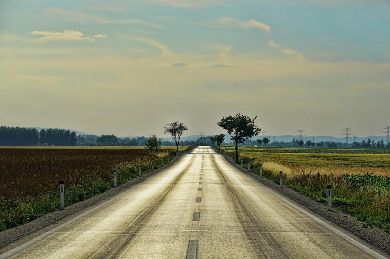 Discover the Top 10 U.S. Destinations for Fall Travel Adventures in 2023!