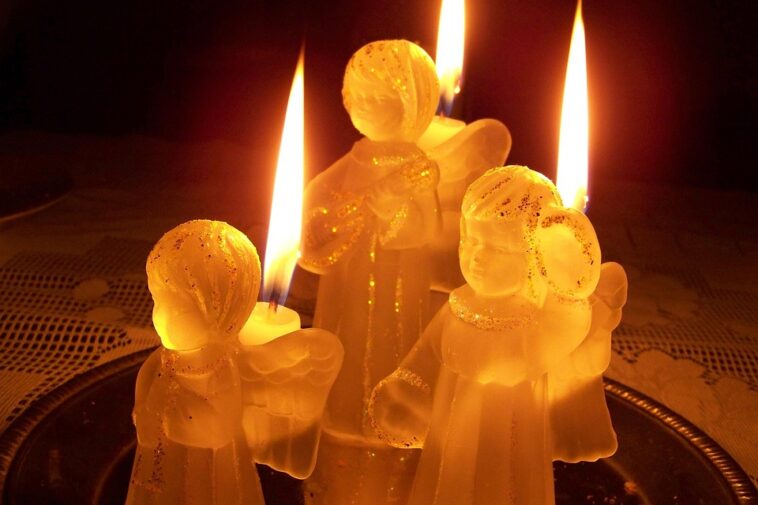 Unlocking Market Trends: How Candlestick Patterns Predict Stock Movements Today